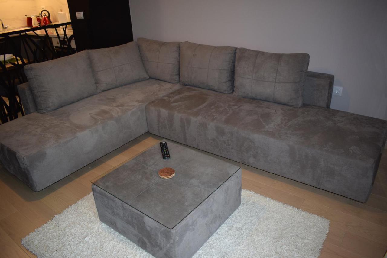 Apartament Gabriela & Marjan Luxury Self Check-In Flatiron Skopje Zewnętrze zdjęcie