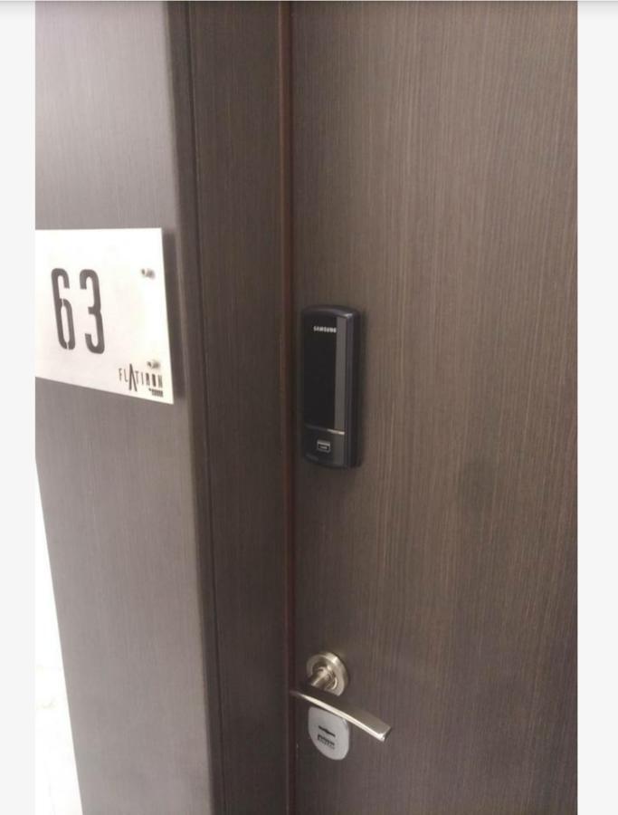 Apartament Gabriela & Marjan Luxury Self Check-In Flatiron Skopje Zewnętrze zdjęcie